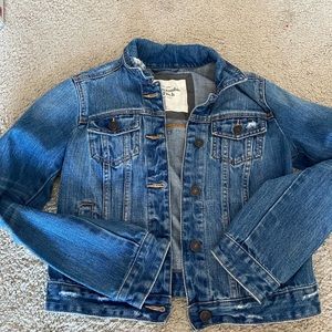 Abercrombie cropped jean jacket